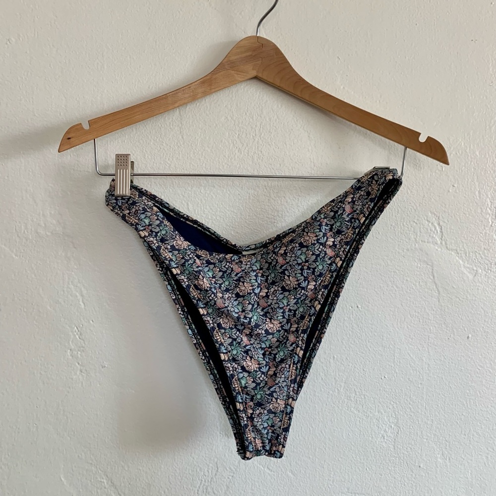 L-Space HighWaisted Bitsy Bikini Bottom